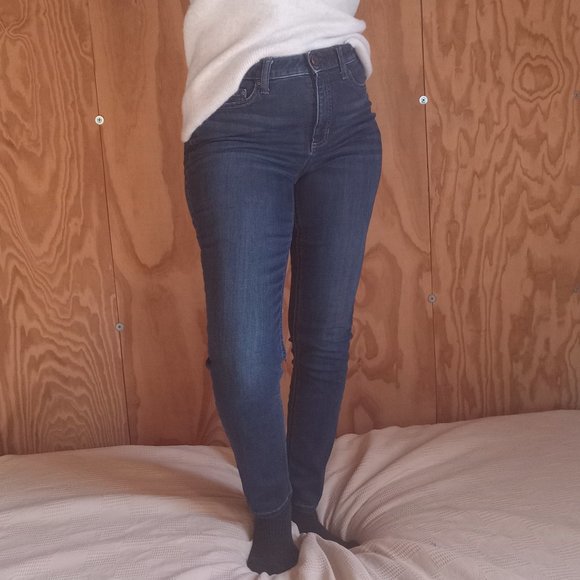 Blue skinny jeans dark wash - Picture 1 of 6